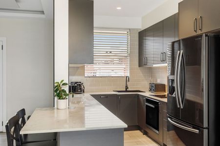 Modern Two Bedroom Villa! - Photo 5