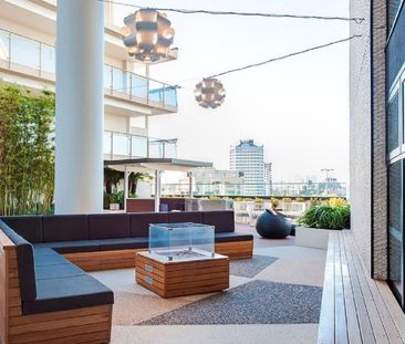 Sky-high style and serenity with resort-style on-site amenities - Photo 6