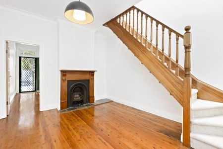 Charming village terrace perfectly located. - Photo 2