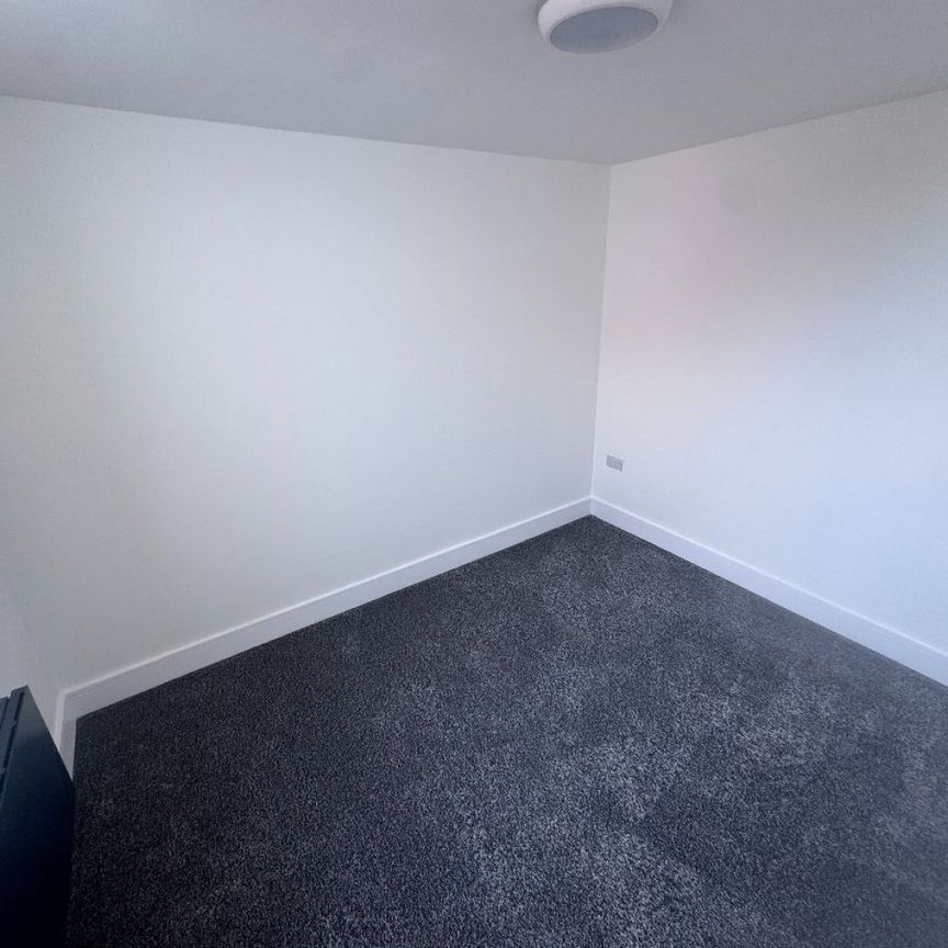 St Georges Road, Preston - Photo 1