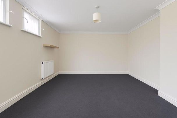 2 bedroom duplex to rent - Photo 1