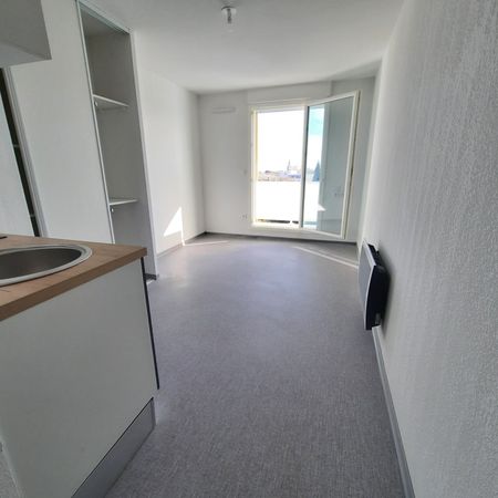 Location Appartement 1 pièce 18m² NIMES 30000 - Photo 5