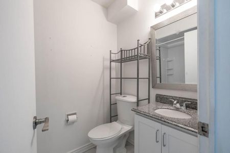 For Lease - 1419 Outlet Drive, Oshawa, Ontario - Photo 2