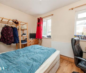 4 bedroom semi-detached house to rent - Photo 1