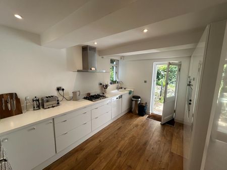 1 Bed Flat, Haslemere Road, N8 - Photo 5