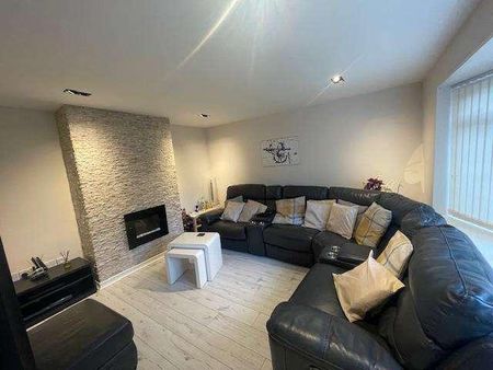 Badsey Road, Oldbury, B69 - Photo 2