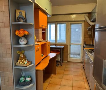 3 camere Victoriei, 3 min de metrou,Centrala Proprie + loc de Parcare - Fotografie 2