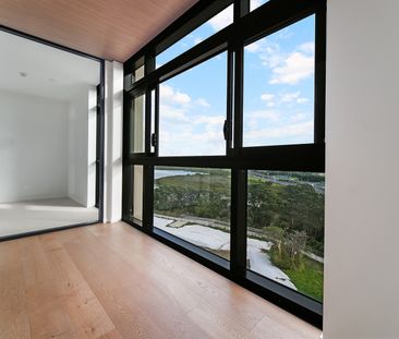 Stylish Living in the Heart of Takapuna - Photo 5