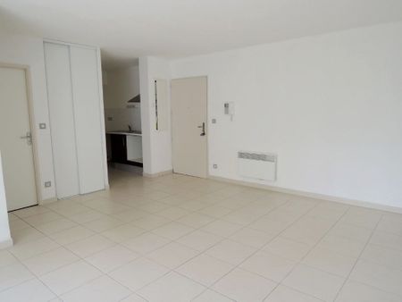 Location appartement 2 pièces, 47.52m², Nîmes - Photo 3