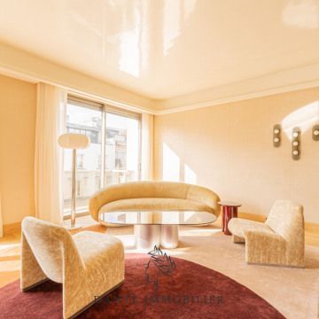 Appartement • Triangle d'Or - Photo 1