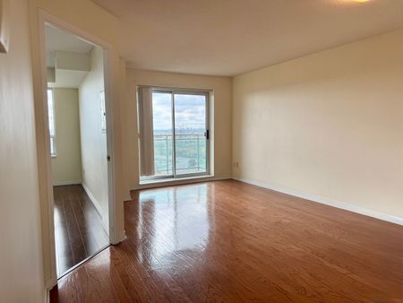 For Lease - 39 Oneida Crescent Unit# 1106, Richmond Hill, Ontario - Photo 2