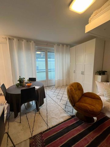 Très beau studio meublé - Photo 5