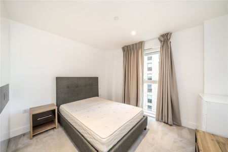 Pegler Square, Kidbrooke Village, London, SE3 9GW - Photo 4