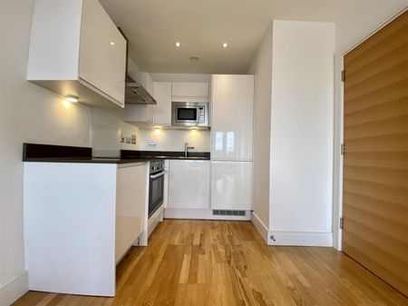 1 Bedroom Flat To Let - Photo 4