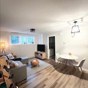 Joli 3 1/2 Dans Une Maison Neuve - Photo 2
