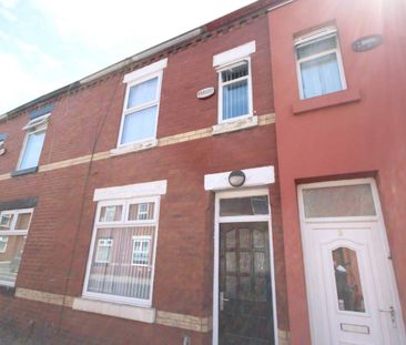 Room , Southbourne Street - Photo 2