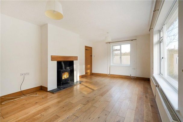 3 bedroom bungalow to rent - Photo 1