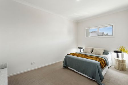 Modern 3-Bedroom Townhouse in the Heart of Mawson Lakes - Photo 4