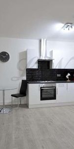 High Street, Slough, SL1 - Photo 4