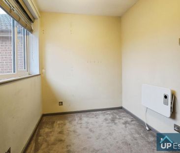 2 bedroom semi-detached house to rent - Photo 2