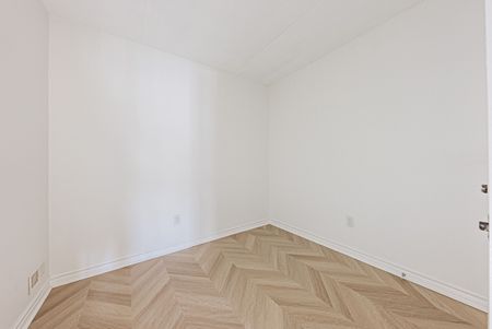 For Lease - 2030 Cleaver Avenue Unit# 206, Burlington, Ontario - Photo 3