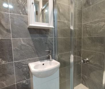 Room in a Shared House, Gleneldon Road, SW16 - Photo 3
