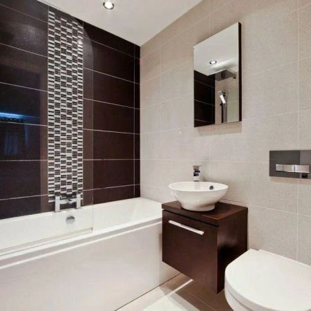 2 bedroom flat in London - Photo 3