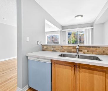 For Lease - 2456 LAZIO Lane, Oakville, Ontario - Photo 3