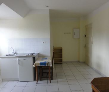 Location Appartement 1 pièce Meublé 32m² LE CREUSOT 71200 - Photo 2