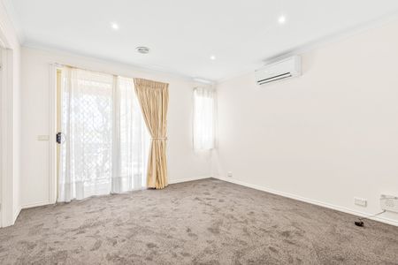 Freshly Painted and New Carpet throughout - Photo 3