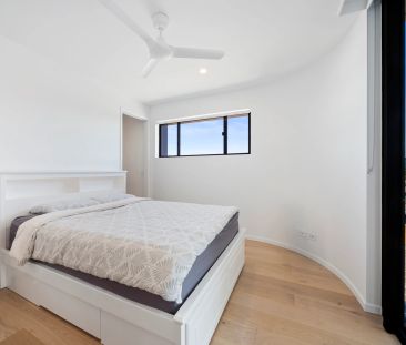 Luxury Riverside Living in the Heart of West End - Photo 6
