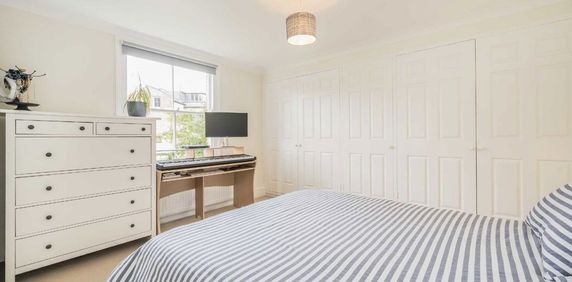 St. James Terrace, SW12 8HJ, London - Photo 2