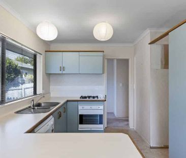 Comfort on Pahiatua Street - Photo 2