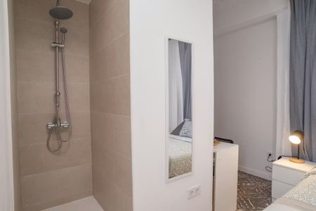 Carrer Trafalgar, Quart de Poblet, Valencian Community 46930 - Photo 3