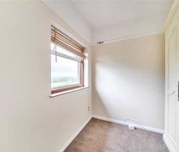 3 bedroom detached house to rent - Photo 4