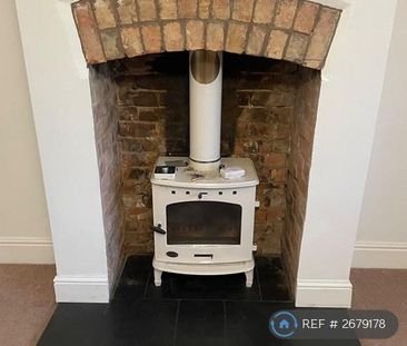 3 bedroom terraced house to rent - Photo 4