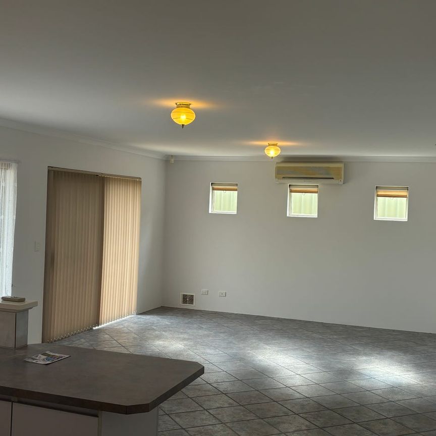 Magnificent Living in a Prime Location - Photo 1