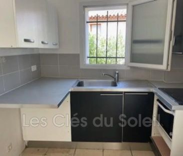 Location appartement 3 pièces 55 m² Sainte-Maxime - Photo 3