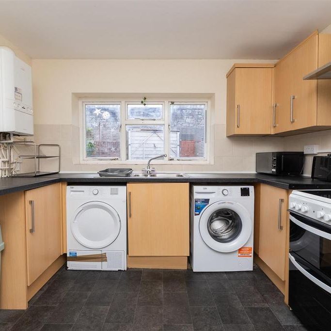 5 bedroom terraced house to rent - Photo 1