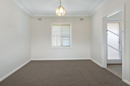 Unit 1/140 Griffiths Street, - Photo 5