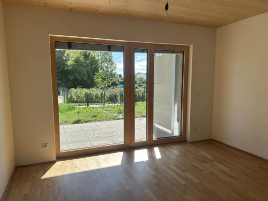 120 Meter zur U1 Oberlaa- Sonnige, barrierefreie Gartenwohnung mit Top U1 Anbindung- inkl. Küche - Photo 1