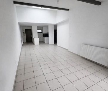 Location Appartement 2 pièces 59m² ROMANS SUR ISERE 26100 - Photo 2