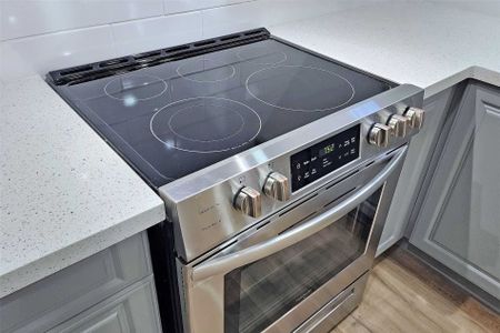 For Lease - 6094 Prairie Circle, Mississauga, Ontario - Photo 4