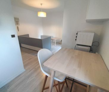 STUDIO MEUBLE ECULLY CENTRE - Ecully centre, 8 allée ... - Photo 6