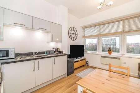1 bedroom flat to rent - Photo 3