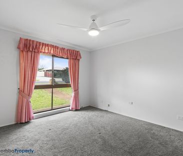 BE QUICK! THIS GORGEOUS PROPERTY AWAITS! - Photo 2