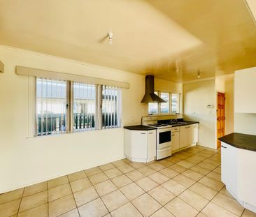 PAPATOETOE, 3 BEDROOMS - Photo 4