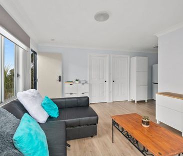 Country Style Living - Photo 2