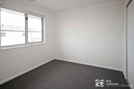 Brand-New Double-Storey Home in a Prime Location - Photo 3