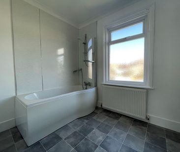 2 bedroom house to rent Broomfield Street, Eastbourne, BN21 - Photo 6